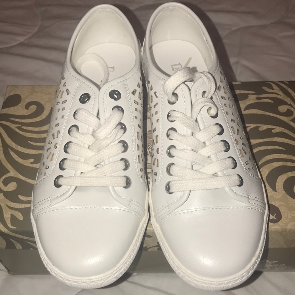 ***NEW*** LIMELIGHT LILYANN WHITE SNEAKERS SZ 7